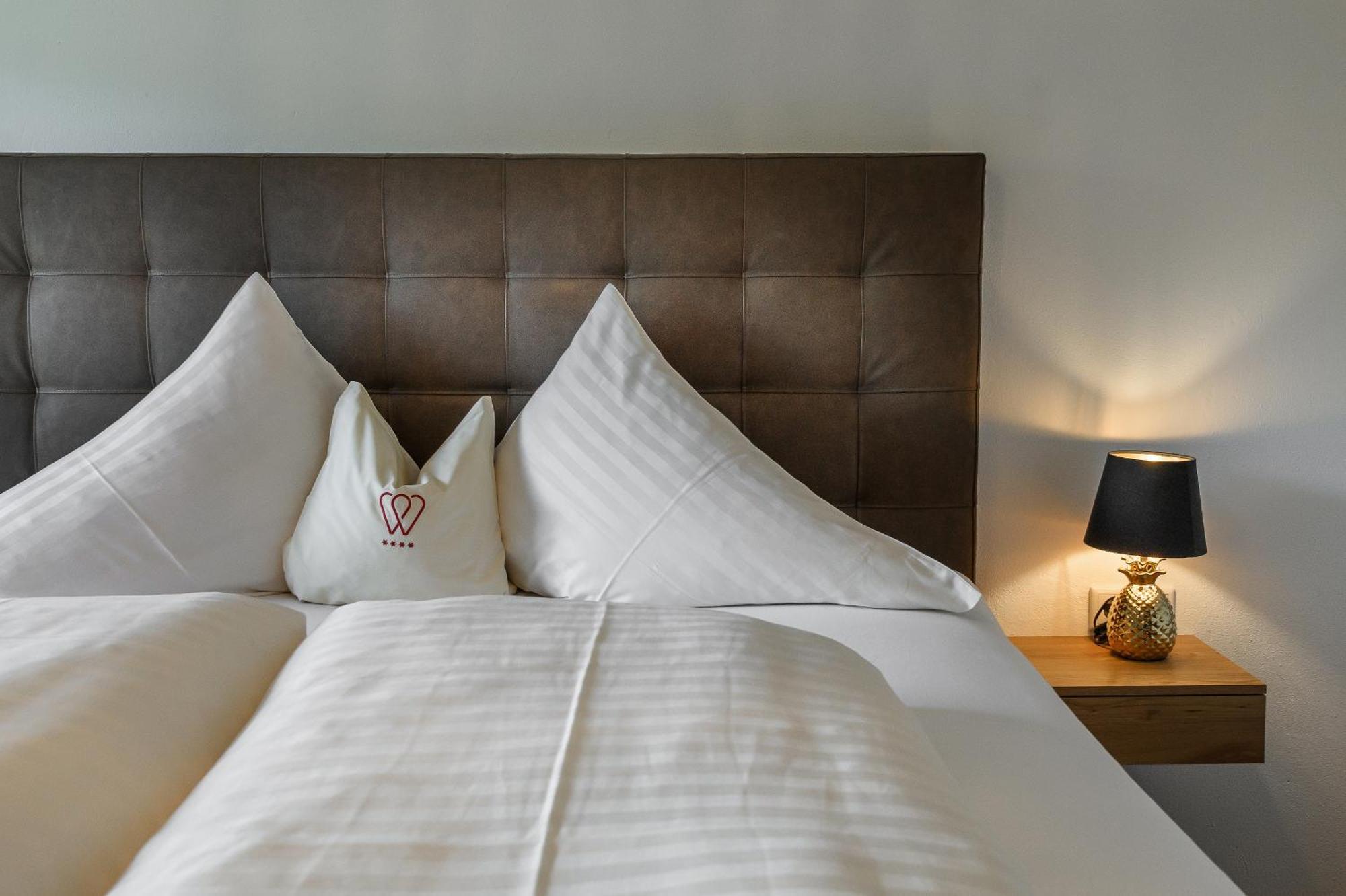 Hotel & Restaurant Wastlwirt ซังคท์มิคาอิลอิมลุงเกา ภายนอก รูปภาพ