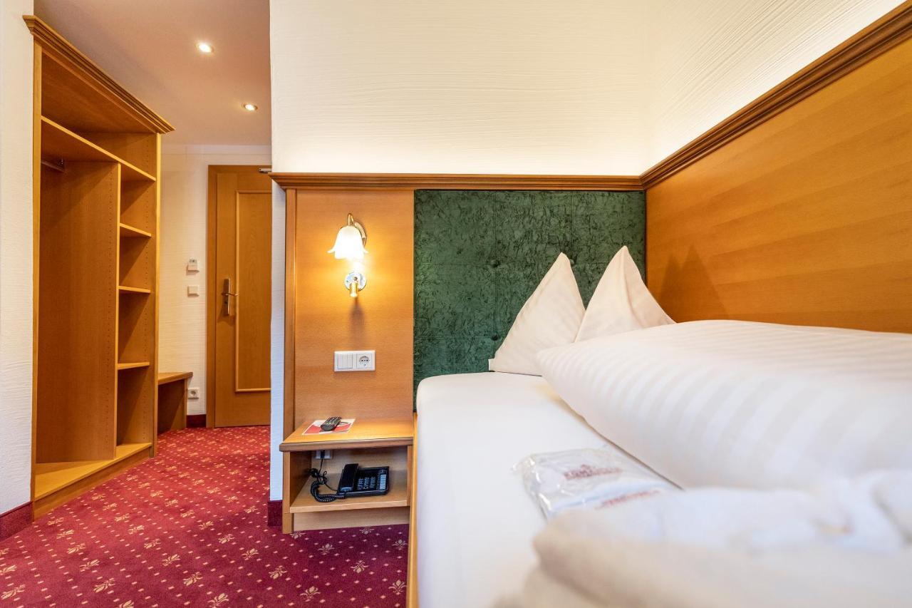 Hotel & Restaurant Wastlwirt ซังคท์มิคาอิลอิมลุงเกา ภายนอก รูปภาพ