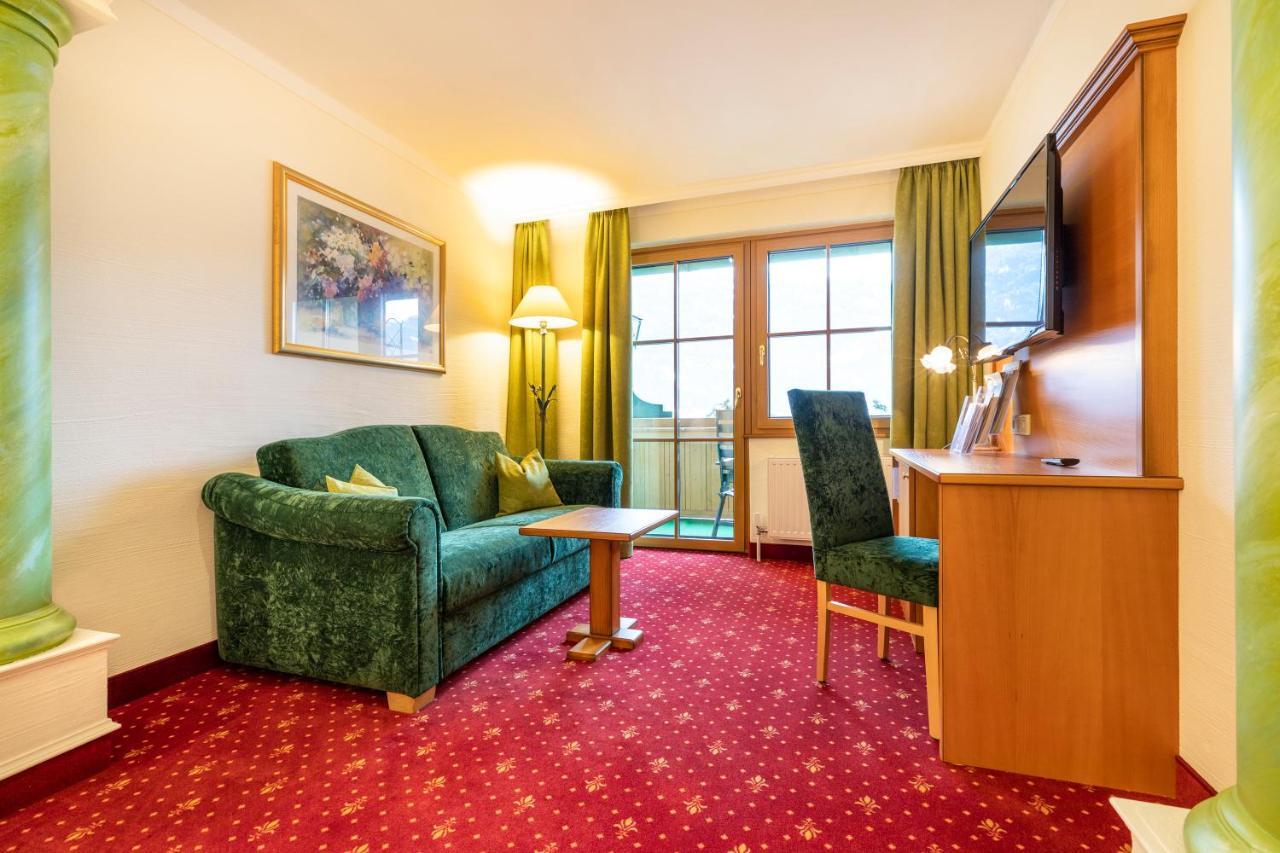 Hotel & Restaurant Wastlwirt ซังคท์มิคาอิลอิมลุงเกา ภายนอก รูปภาพ